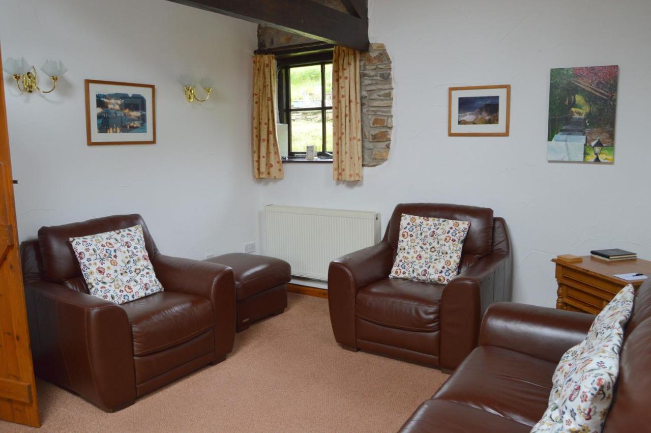 Shipload Cottage Hartland Bagian luar foto